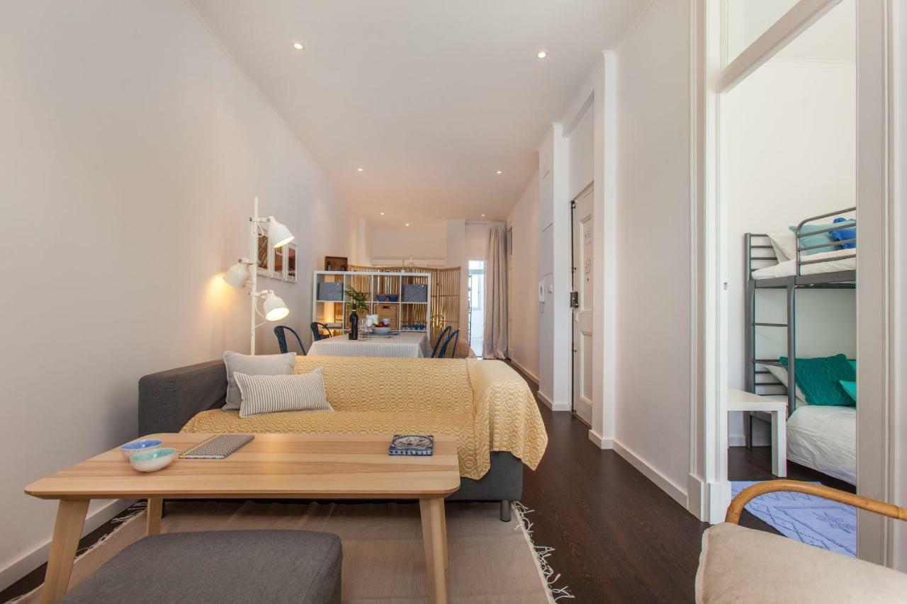 Typical Light Filled Graca Apt W Ac, By Timecooler Lisboa Екстериор снимка